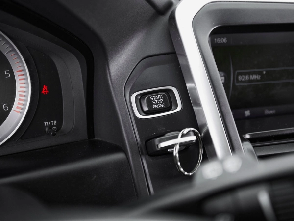 Volvo XC60, I фото №18