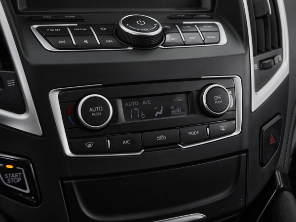DongFeng AX7, I фото №18