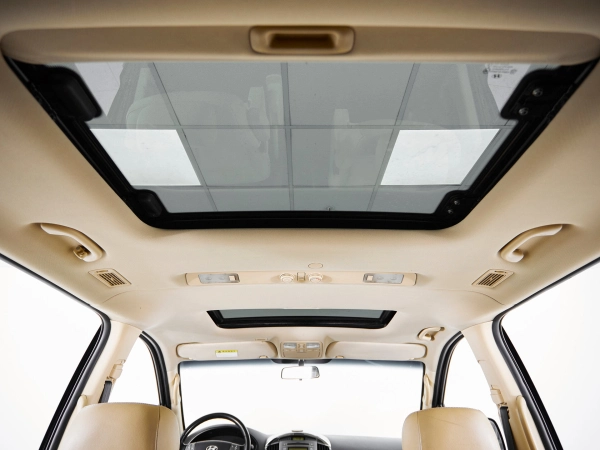 Hyundai Grand Starex, I фото №20