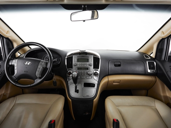 Hyundai Grand Starex, I фото №8