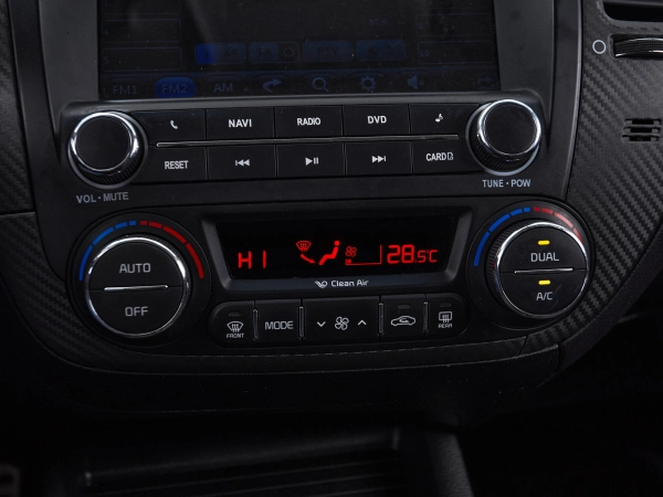 Kia Cerato, III фото №17