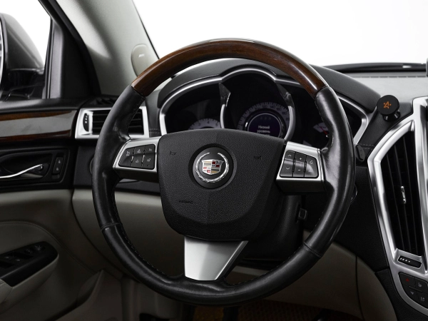 Cadillac SRX, II фото №10