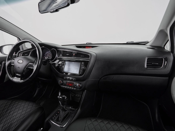 Kia Ceed, II Рестайлинг фото №9