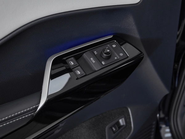 Volkswagen ID.6, I фото №17