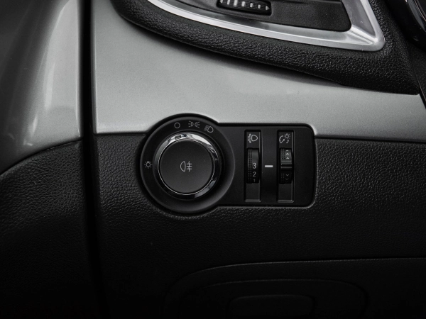 Opel Mokka, I фото №12