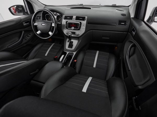 Ford Kuga, I фото №9