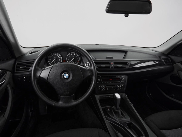 BMW X1, I (E84) фото №14