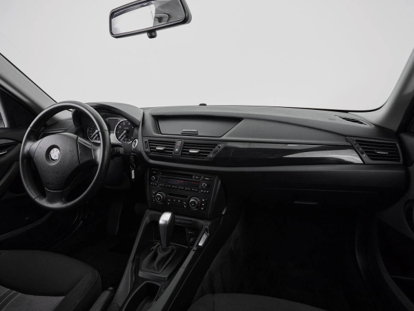 BMW X1, I (E84) фото №16