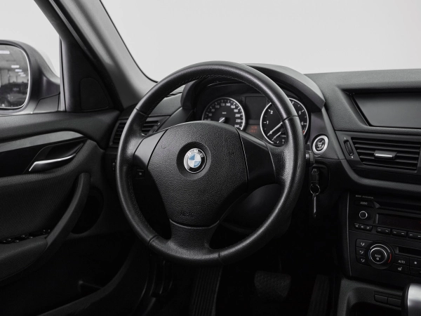 BMW X1, I (E84) фото №17