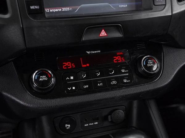 Kia Sportage, III фото №13