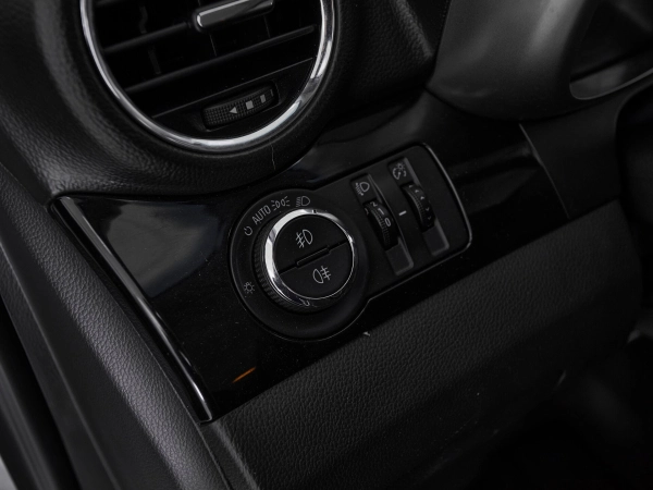 Chevrolet Orlando, I фото №10