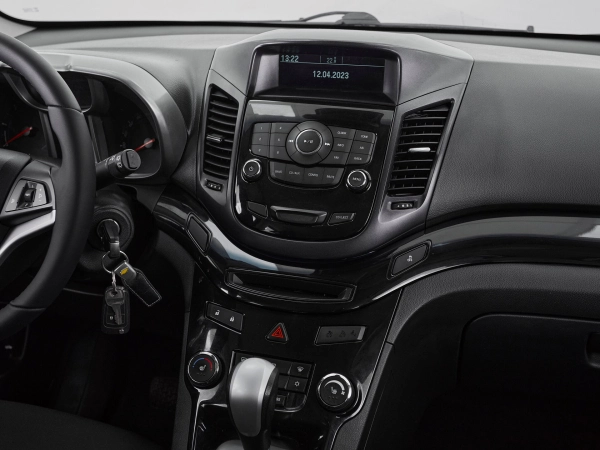 Chevrolet Orlando, I фото №13