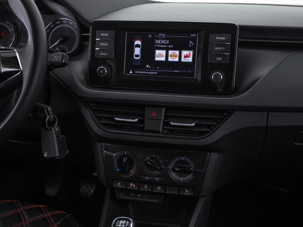 Skoda Rapid, II фото №14