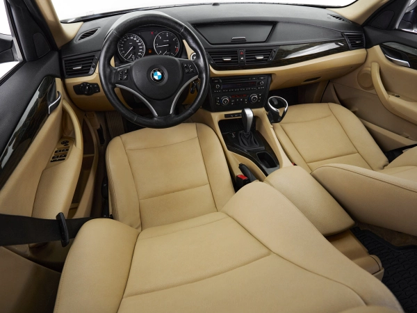 BMW X1, I (E84) фото №10