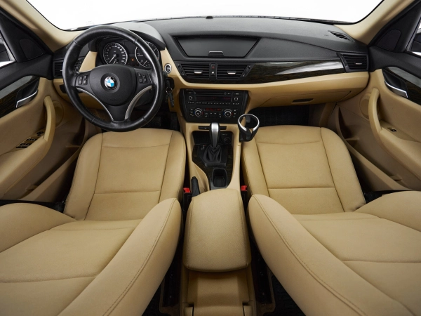 BMW X1, I (E84) фото №8