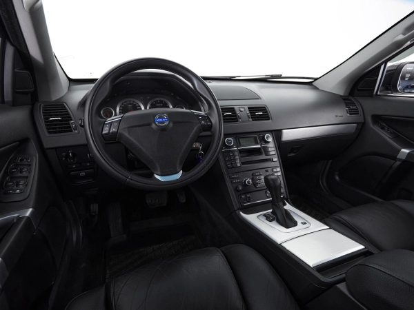Volvo XC90, I Рестайлинг фото №9