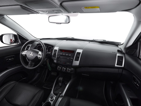 Mitsubishi Outlander, II Рестайлинг фото №10