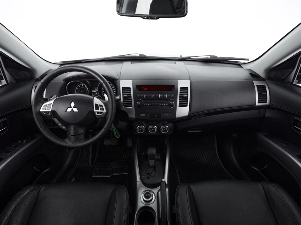 Mitsubishi Outlander, II Рестайлинг фото №8