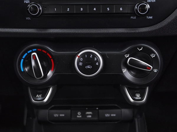 Kia Rio, IV фото №18