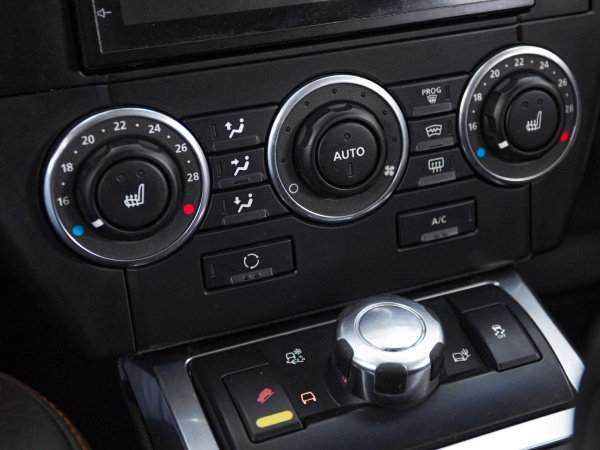 Land Rover Freelander, II Рестайлинг фото №18