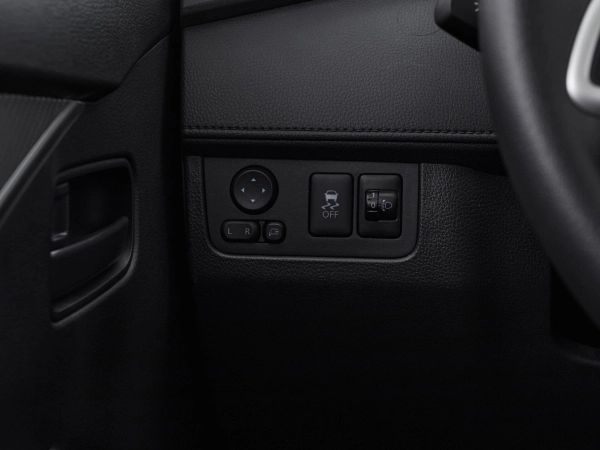 Mitsubishi Xpander, I фото №11