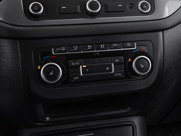 Volkswagen Tiguan, I фото №15