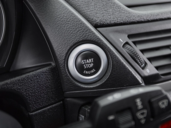 BMW X1, I (E84) фото №11
