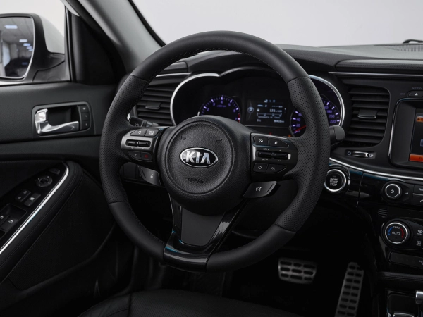 Kia Optima, III Рестайлинг фото №10