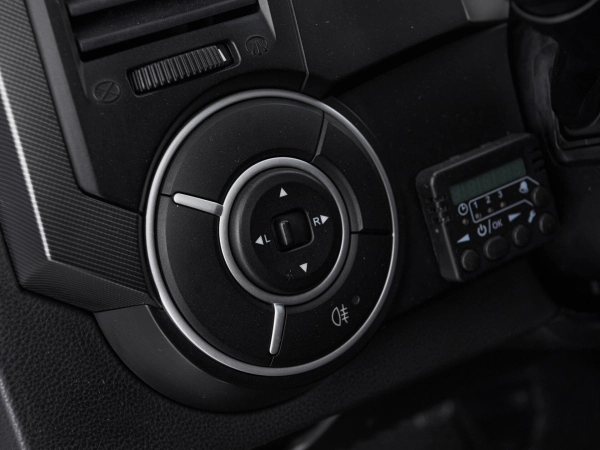SsangYong Kyron, I Рестайлинг фото №13