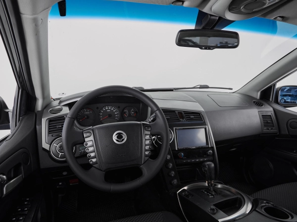 SsangYong Kyron, I Рестайлинг фото №9