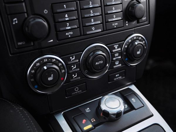 Land Rover Freelander, II Рестайлинг фото №13