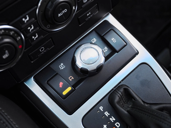 Land Rover Freelander, II Рестайлинг фото №14
