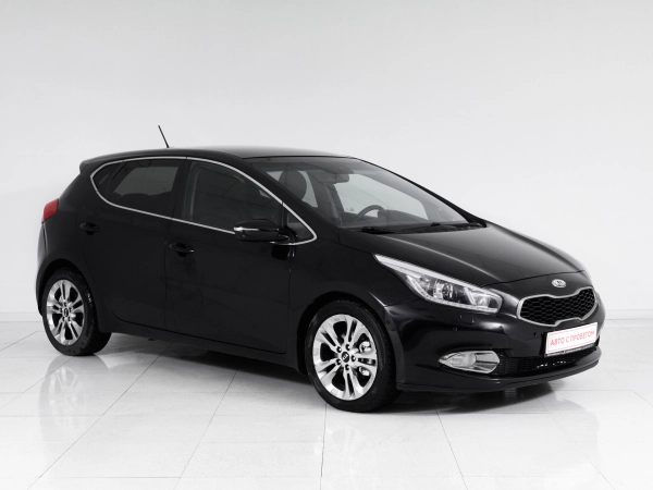 Kia Ceed, II фото №3