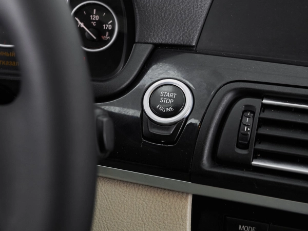 BMW 5 серии, VI (F10/F11/F07) фото №18