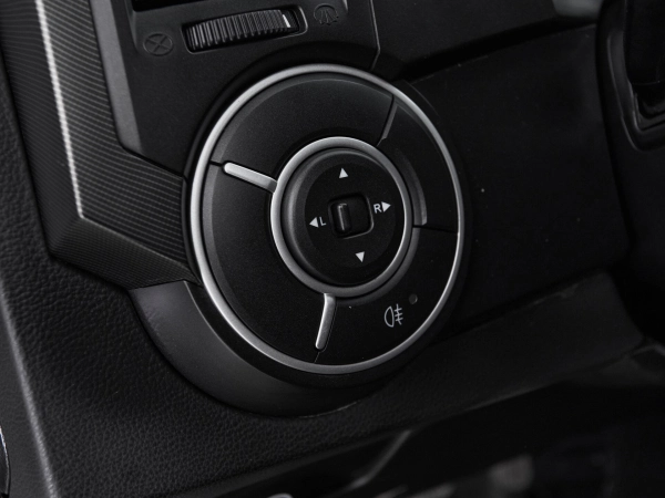 SsangYong Kyron, I Рестайлинг фото №12