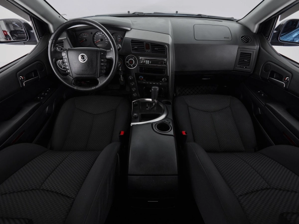 SsangYong Kyron, I Рестайлинг фото №8
