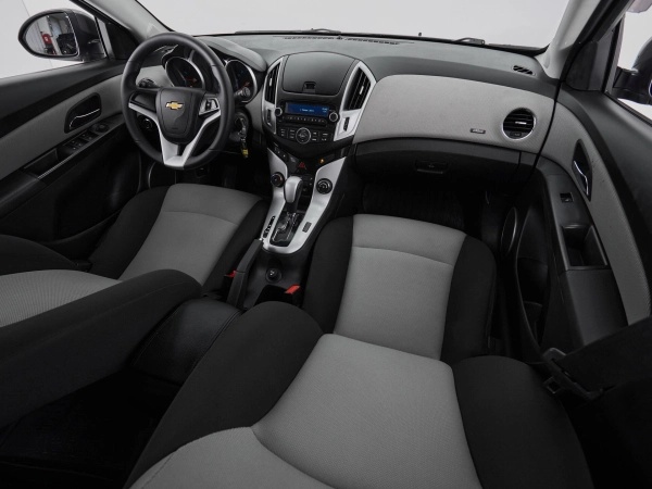 Chevrolet Cruze, I Рестайлинг фото №9