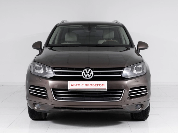 Volkswagen Touareg, II фото №2