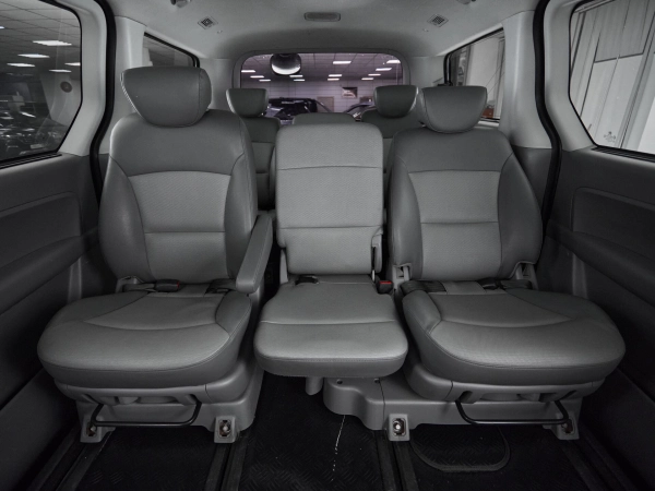 Hyundai Grand Starex, I фото №16