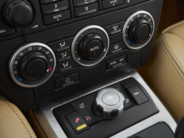 Land Rover Freelander, II фото №18