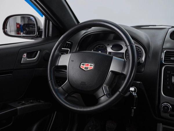 Geely Emgrand EC7, I фото №14