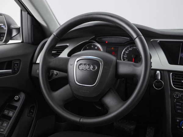 Audi A4, IV (B8) фото №13