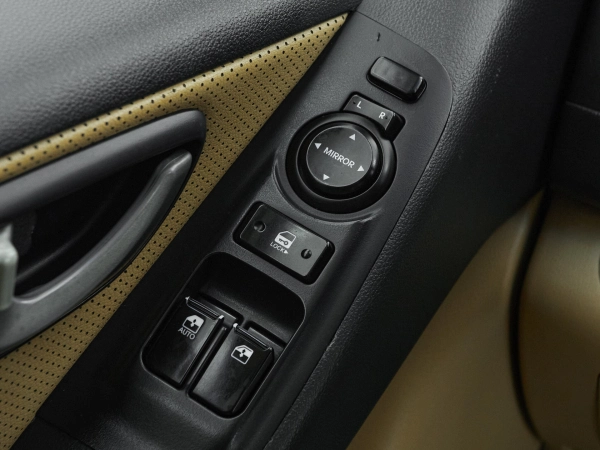 Hyundai Grand Starex, I фото №14