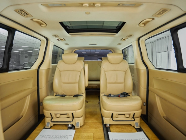 Hyundai Grand Starex, I фото №17