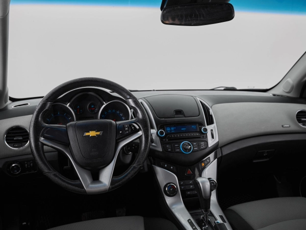 Chevrolet Cruze, I Рестайлинг фото №8