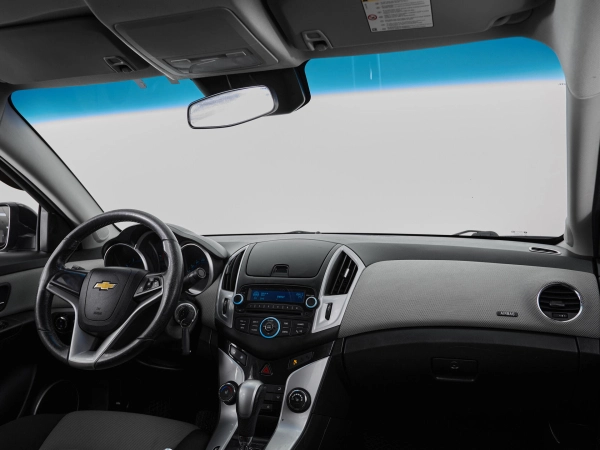 Chevrolet Cruze, I Рестайлинг фото №9