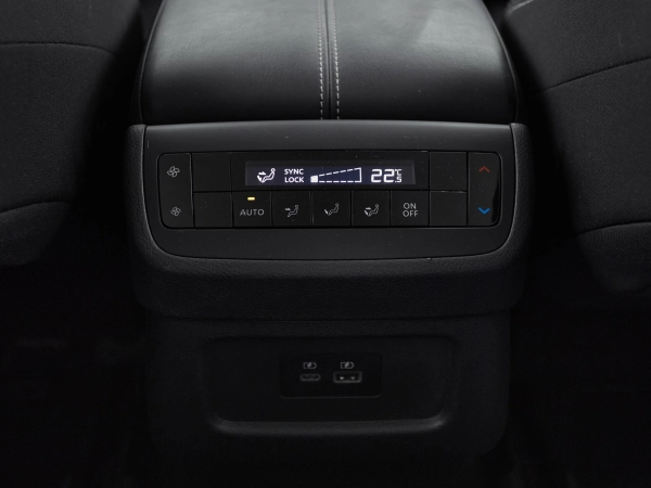 Nissan Pathfinder, V фото №18