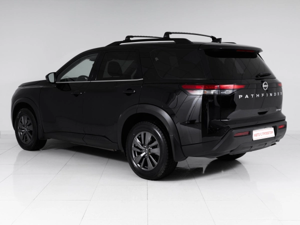 Nissan Pathfinder, V фото №4