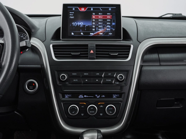 FAW Besturn X80, I Рестайлинг фото №14