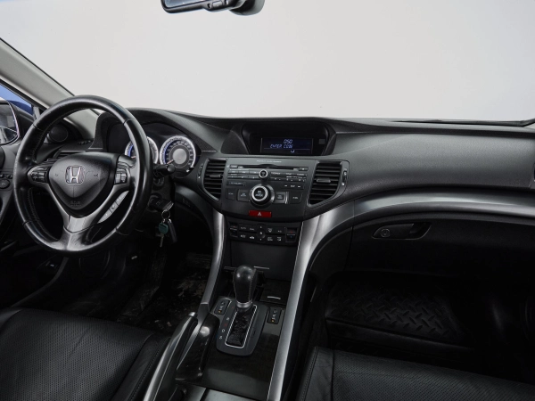 Honda Accord, VIII Рестайлинг фото №10